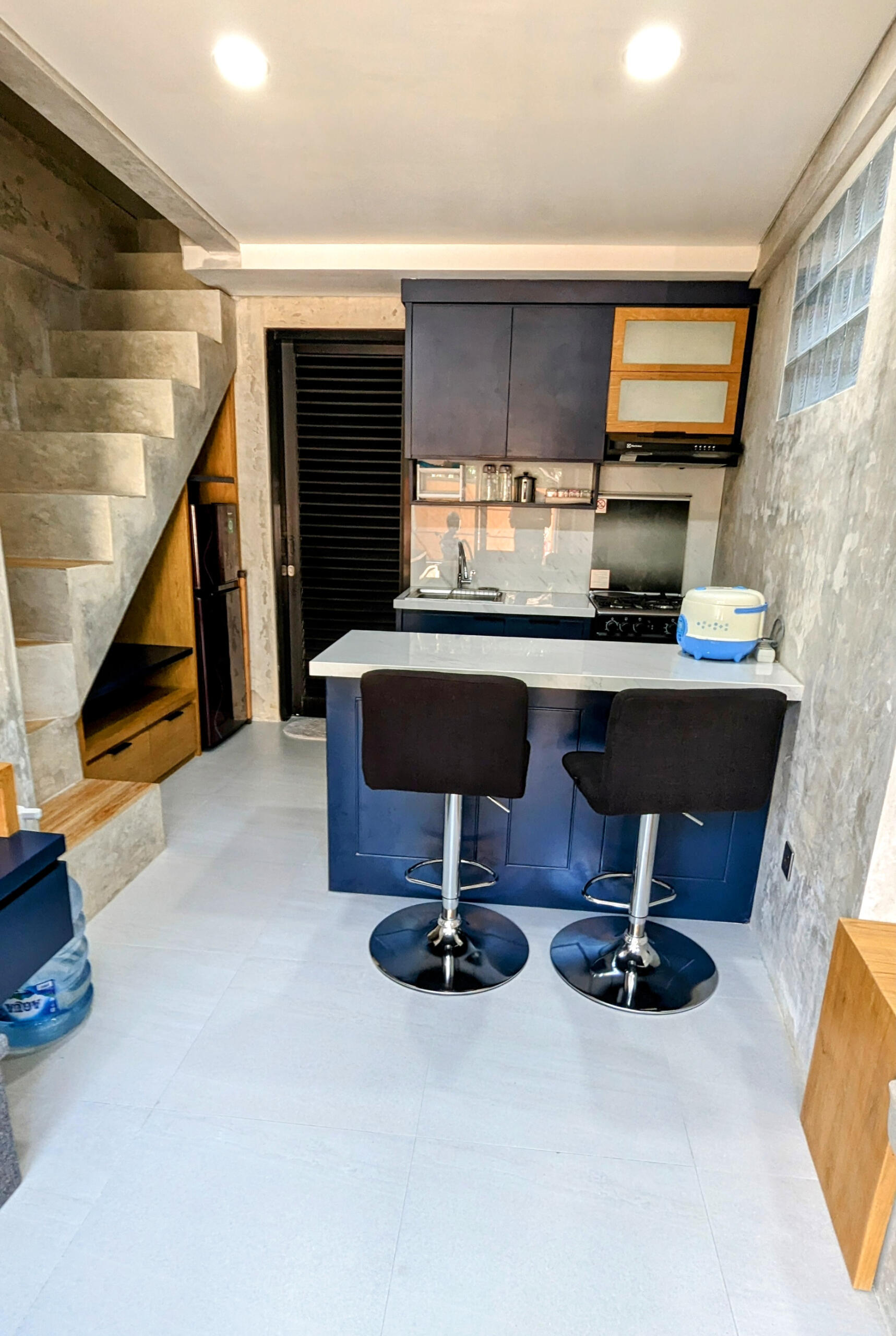 kitchen & island view